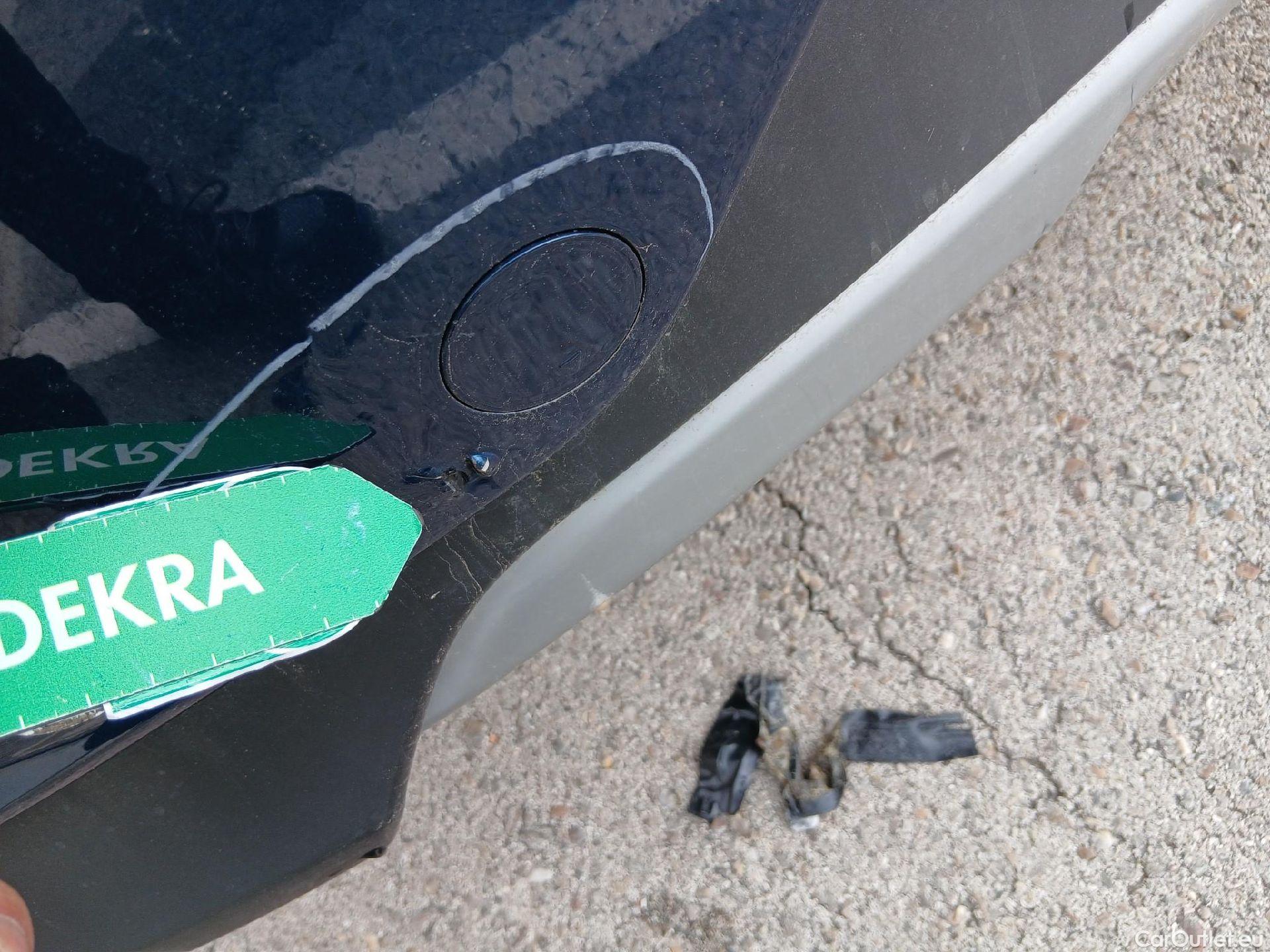  KIA  Niro KIA  / 2019 / 5P / crossover 1.6 GDi PHEV 104kW (141CV) Drive #22