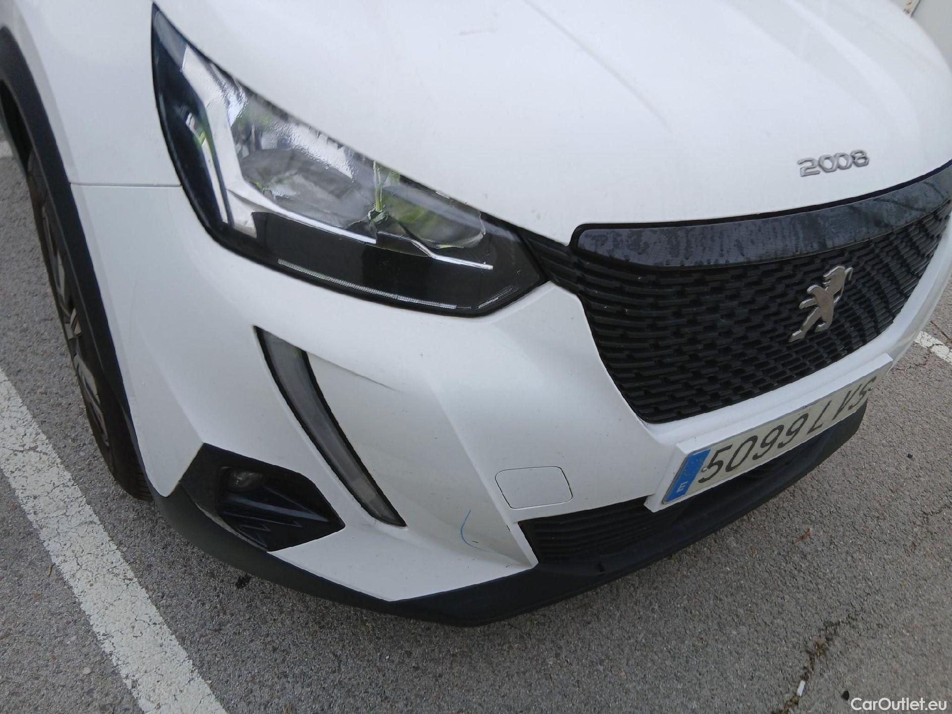  Peugeot  2008 PEUGEOT  / 2019 / 5P / todoterreno Active BlueHDI 81kW (110CV) #8