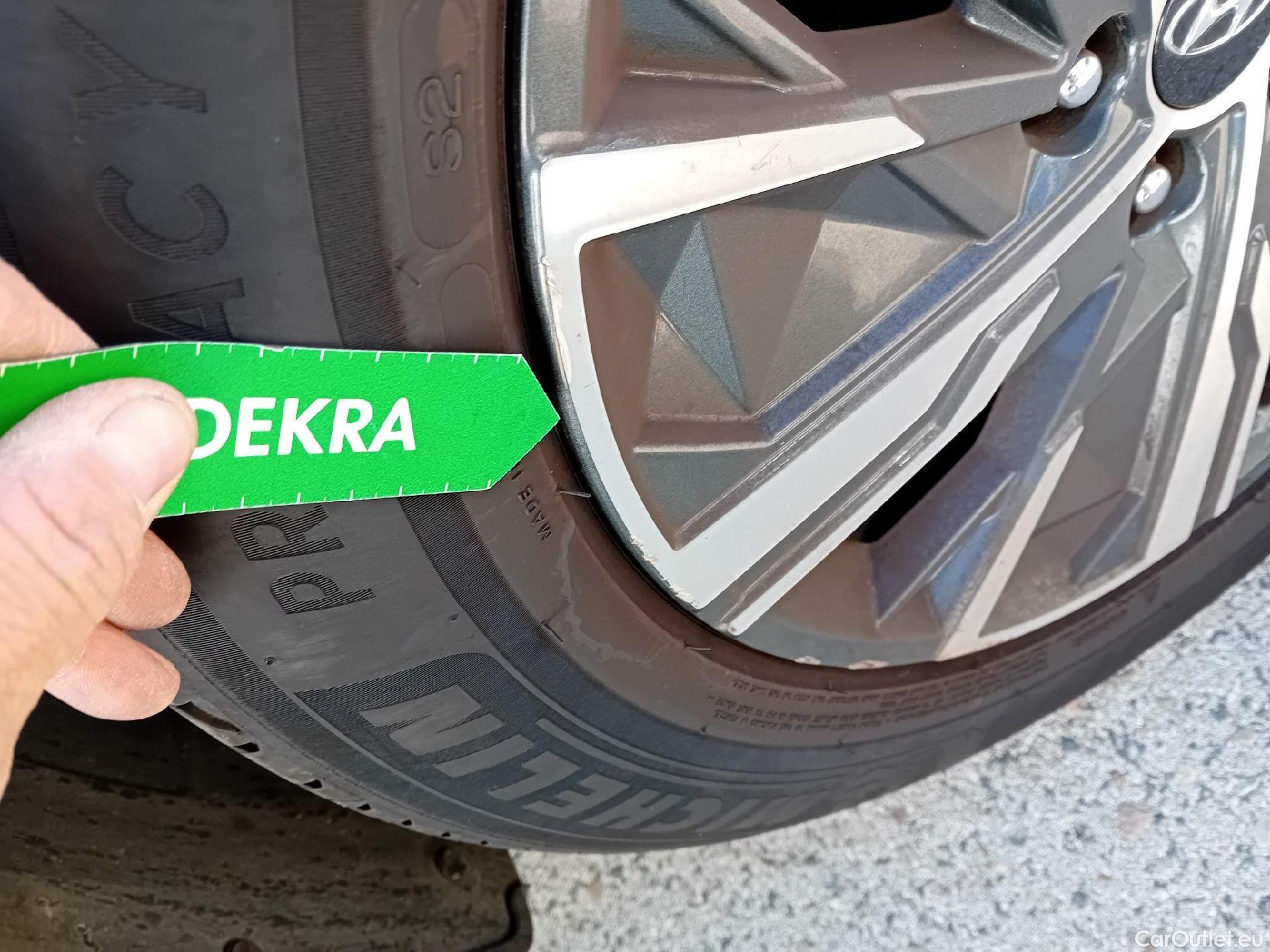  Hyundai  Tucson HYUNDAI  / 2020 / 5P / todoterreno 1.6 CRDI 100kW (136CV) 48V Maxx DCT #13