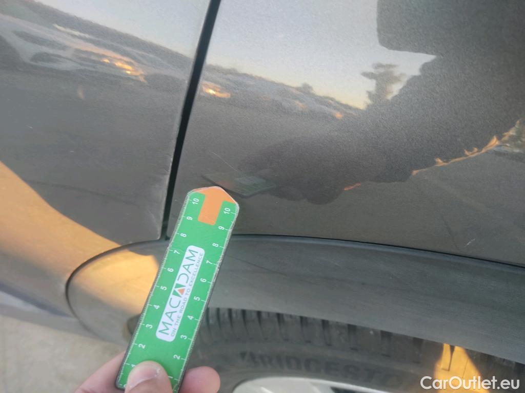  Peugeot  3008 PEUGEOT  / 2020 / 5P / 1.5 BlueHDi 96kW (130CV) S&S Active Pack #18