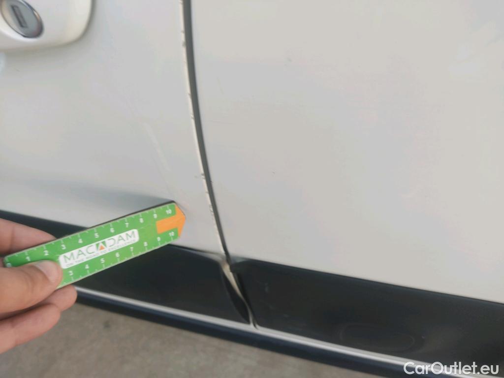  Citroen  C3 CITROEN  / 2016 / 5P / berlina con portón PureTech 60KW (82CV) FEEL (CX) #22