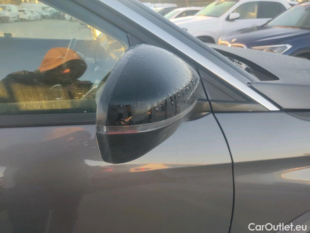  Peugeot  3008 PEUGEOT  / 2020 / 5P / 1.5 BlueHDi 96kW (130CV) S&S Active Pack #21