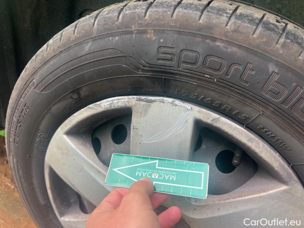  Nissan  NV200 NISSAN NV250 / 2019 / 4P / furgón 2pl 1.5dCi 70 kW (95 CV) L2H1 COMFORT #36