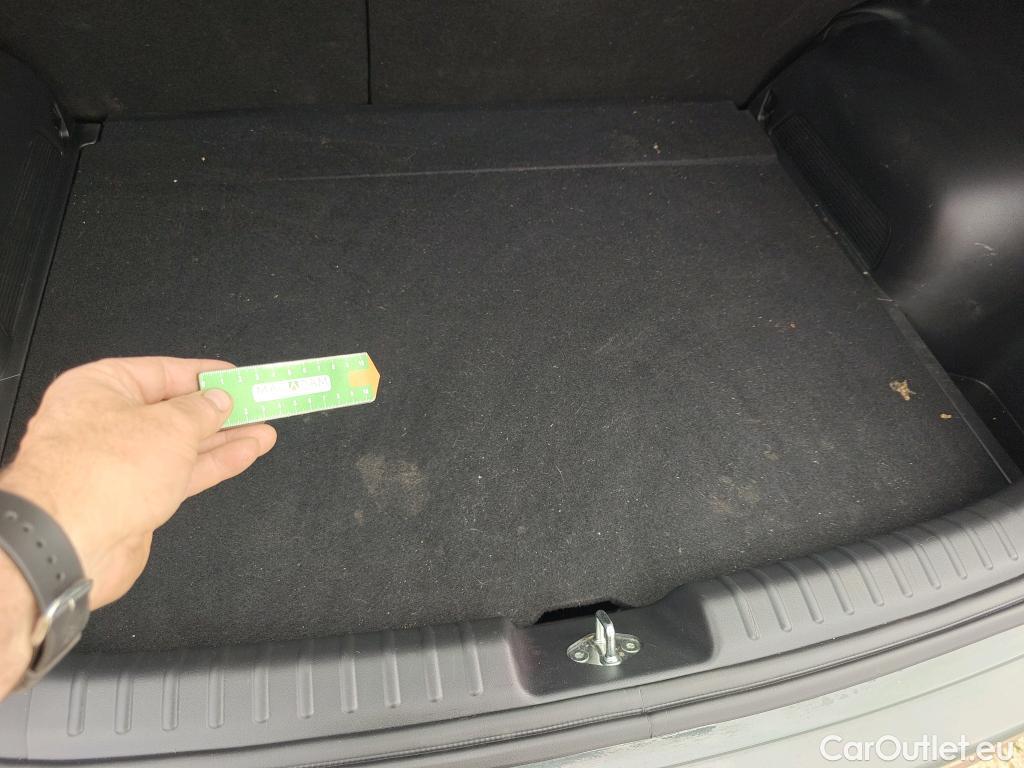  KIA  Niro KIA  / 2022 / 5P / crossover 1.6 GDi HEV 104kW (141CV) Drive #7