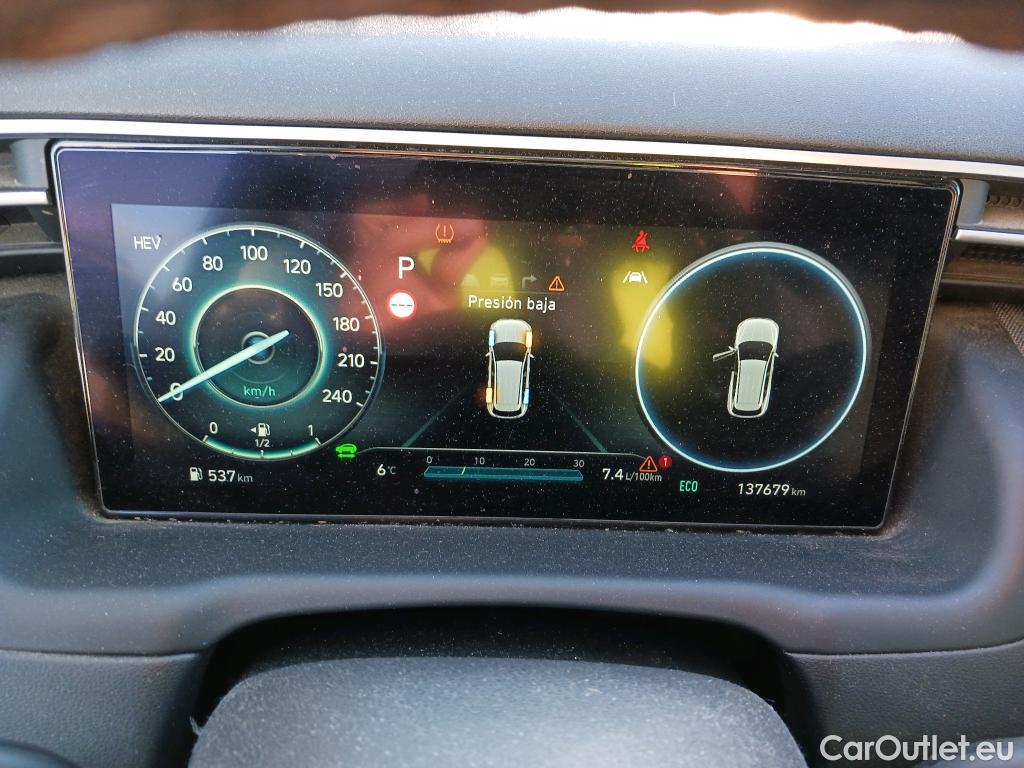  Hyundai  Tucson HYUNDAI  / 2020 / 5P / todoterreno 1.6 TGDI PHEV 195kW Tecno Sky Auto 4x4 #49