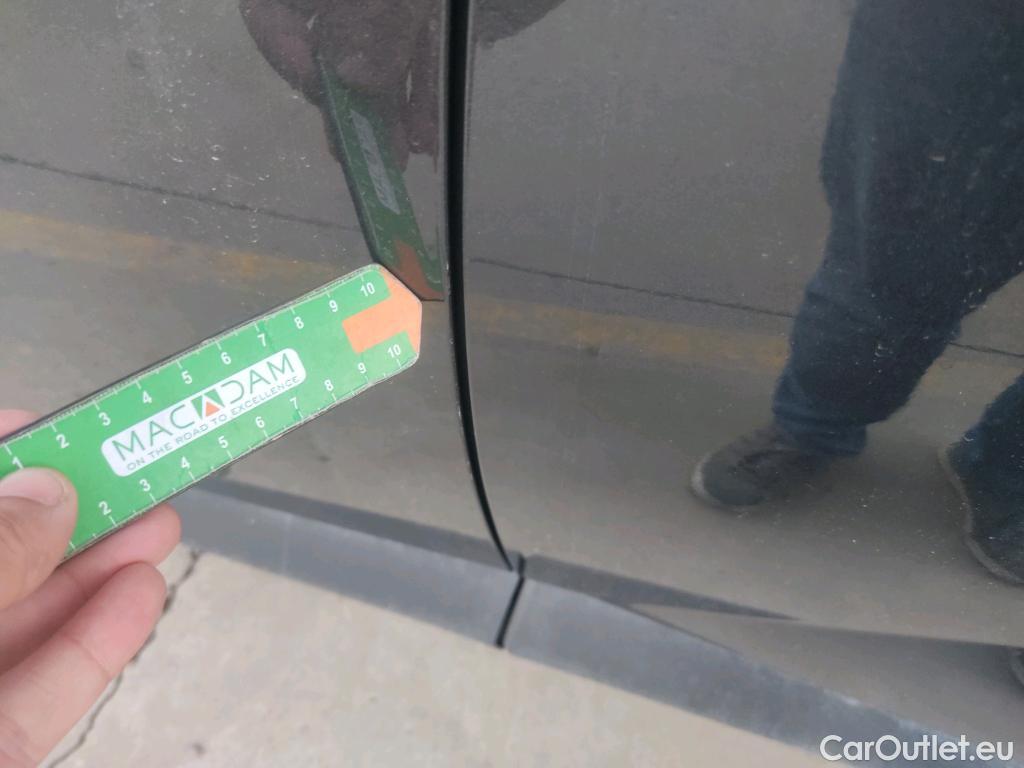  Hyundai  Tucson HYUNDAI  / 2020 / 5P / todoterreno 1.6 TGDI 169kW HEV Tecno Auto 2C #19