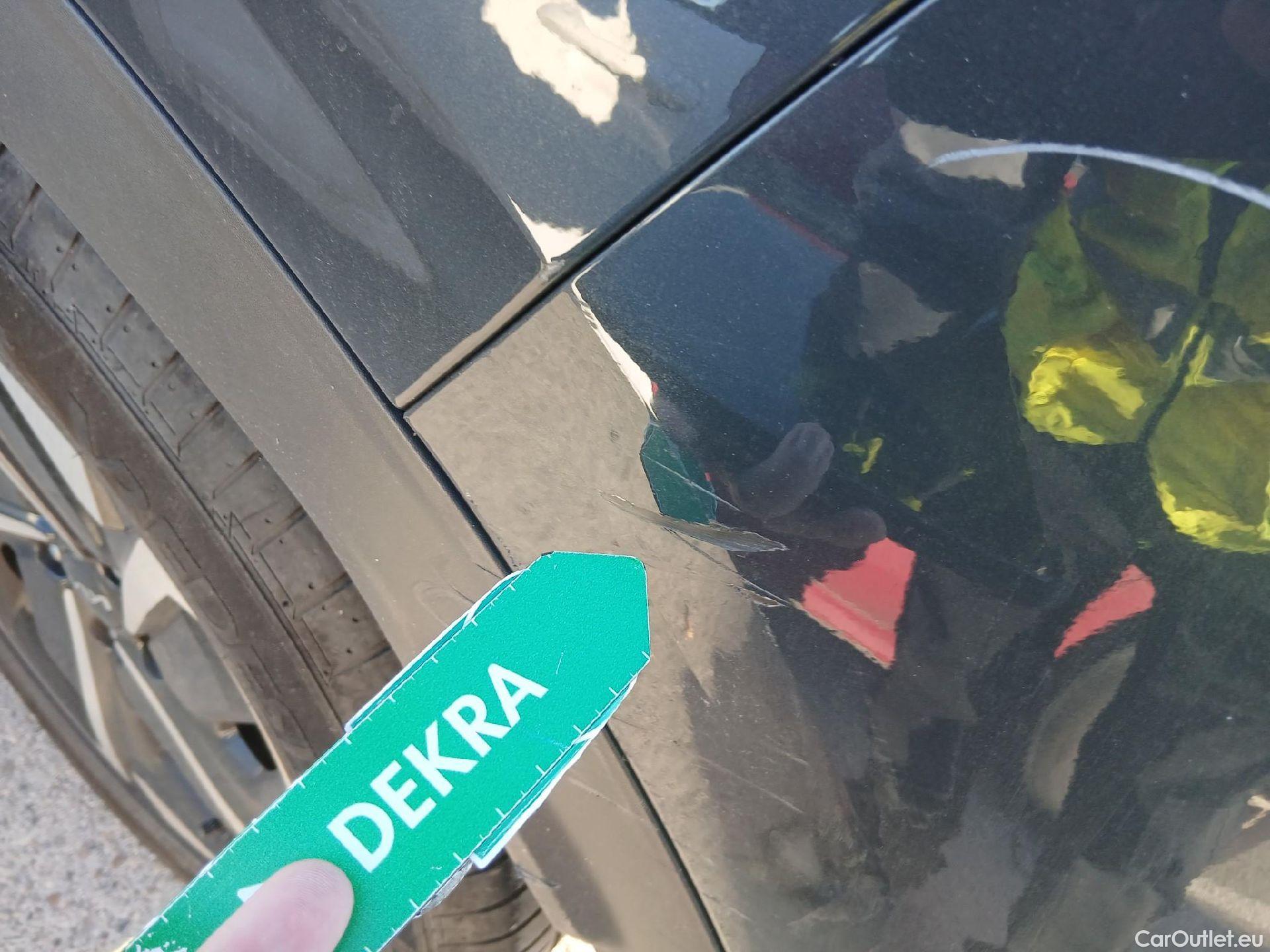  KIA  Sportage KIA  / 2022 / 5P / todoterreno 1.6 T-GDi 118kW (160CV) Drive 17