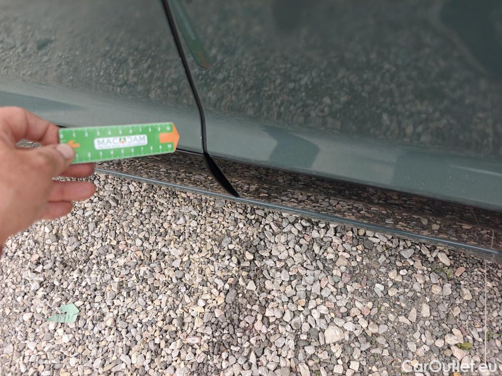  KIA  Niro KIA  / 2022 / 5P / crossover 1.6 GDi HEV 104kW (141CV) Drive #5