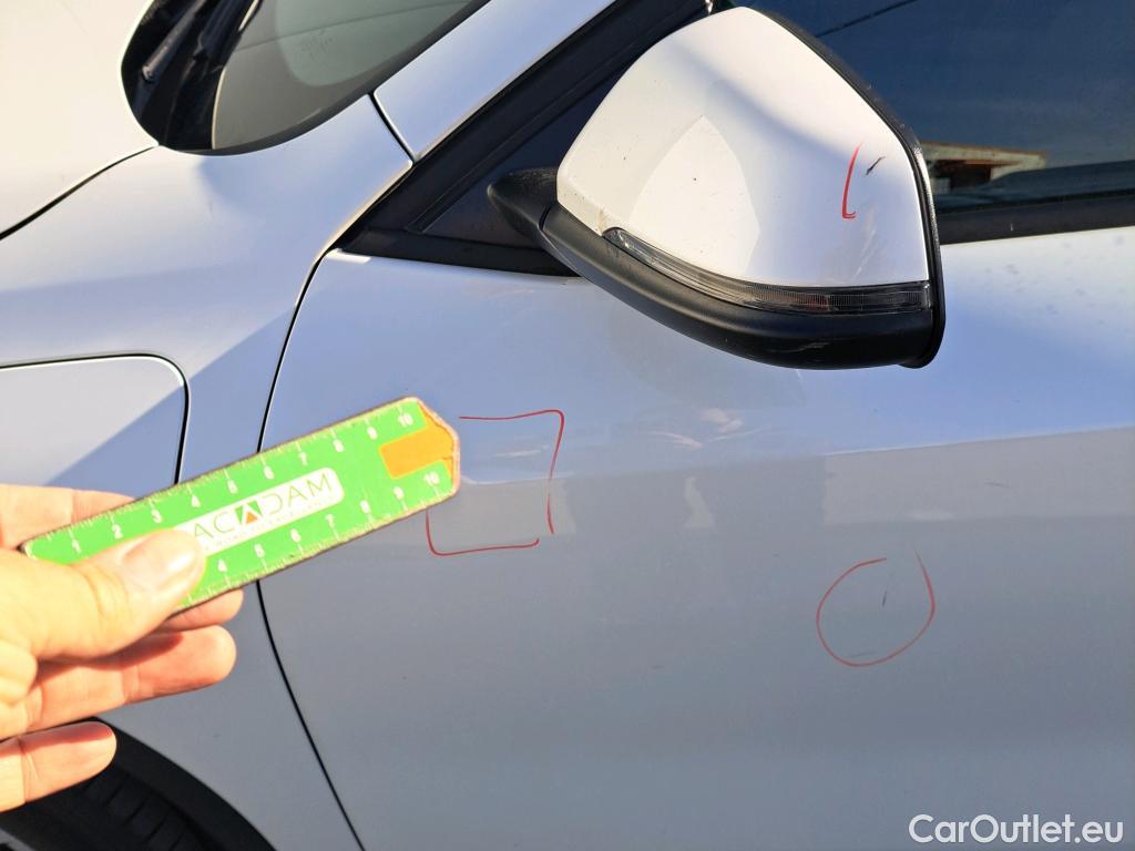  Bmw  X2 BMW  / 2017 / 5P / xDrive25e Auto #42