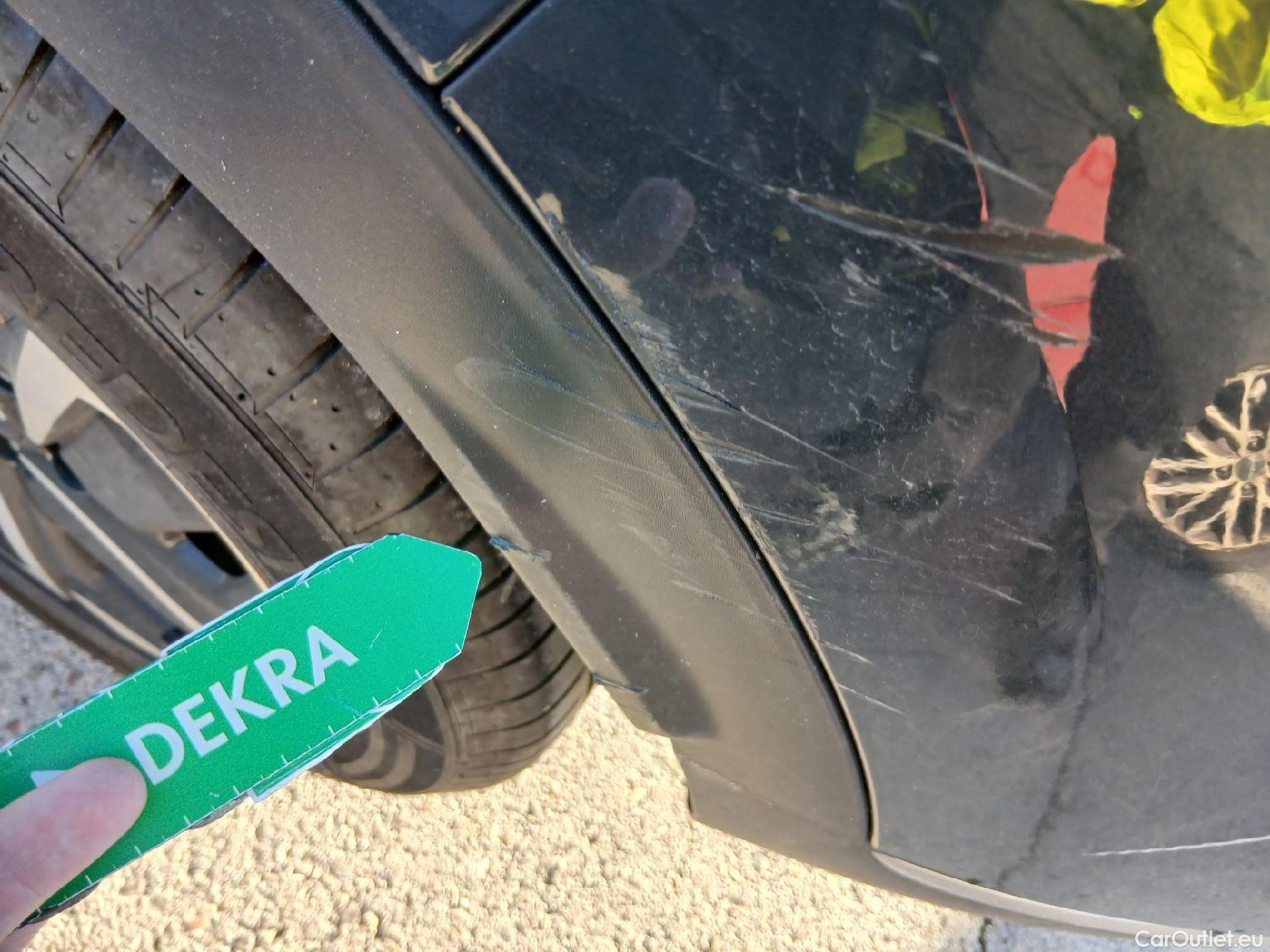  KIA  Sportage KIA  / 2022 / 5P / todoterreno 1.6 T-GDi 118kW (160CV) Drive 17