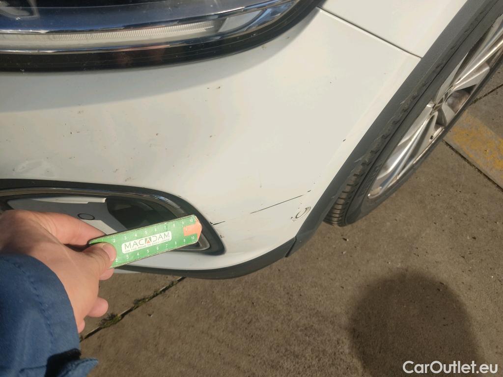  Volkswagen  T-ROC  Life 2.0 TDI 115CV MT6 E6d #18