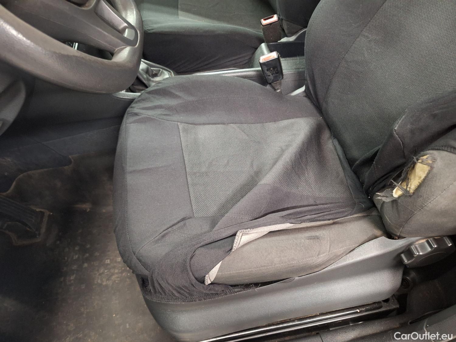  Volkswagen  Caddy VW, _ '15, Volkswagen  CRTDi 2.0 75kW SCR BMT Van 4d #40