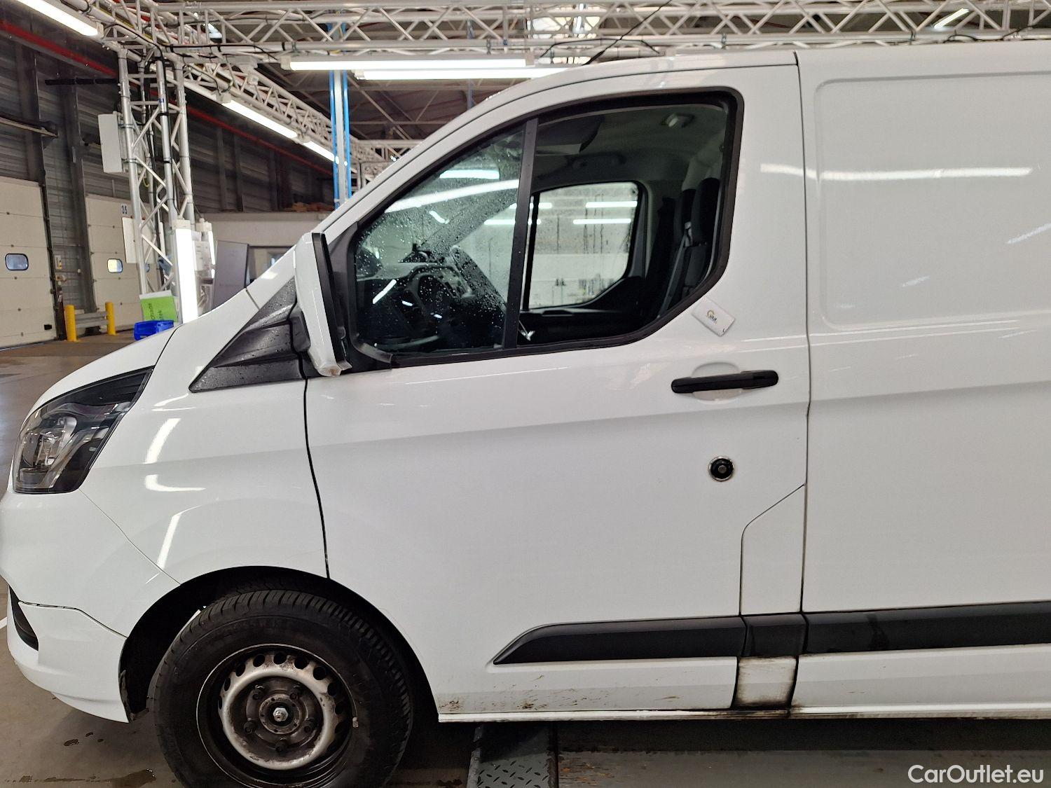  Ford  Transit Ford, _Trans.Custom FL'18, Ford  Custom 300L 2.0TD130Pk/96Kw M6 FWD Tr #34