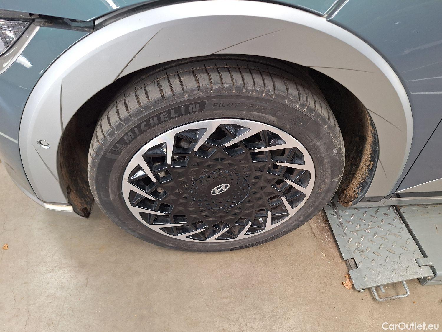  Hyundai   Ioniq Hyundai, 5 '21 BEV, Hyundai 5 77kWh Balance Vision 5d #67