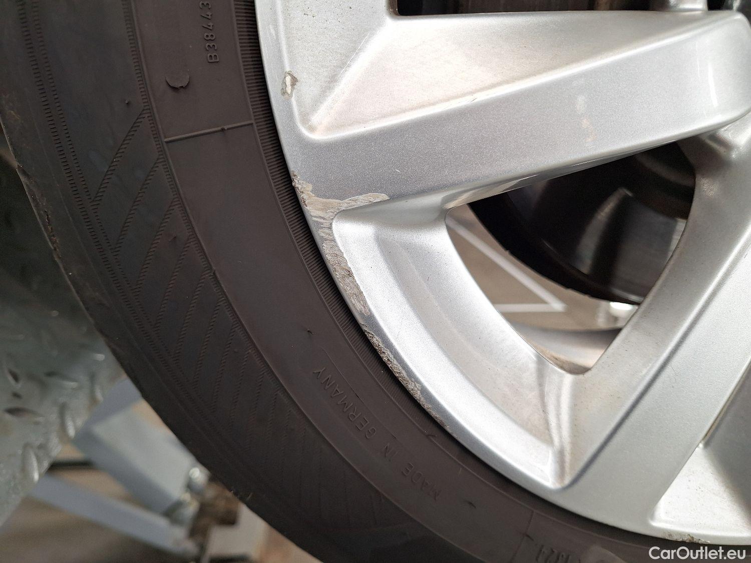  Peugeot  308 Peugeot,  SW FL'17, Peugeot  SW 1.5 BlueHDi 130 S&S EAT8 Active 5d #2