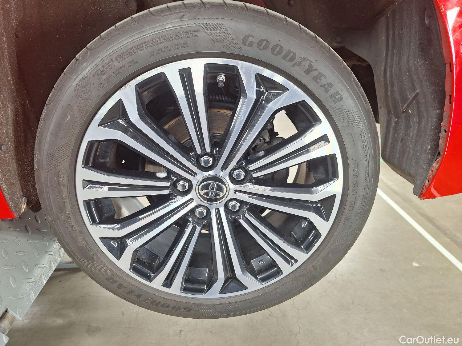  Toyota  Corolla Toyota,  TS '19, Toyota  Touring Sports 1.8 Hybrid Premium e #5