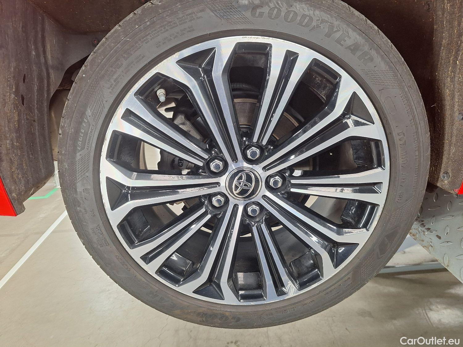  Toyota  Corolla Toyota,  TS '19, Toyota  Touring Sports 1.8 Hybrid Premium e #3