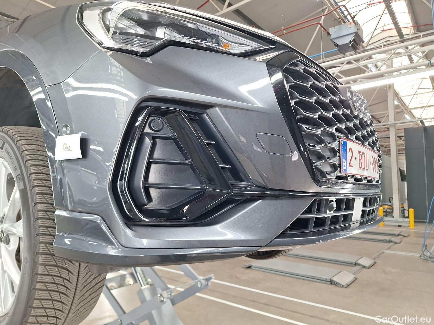  Audi  Q3 Audi,  SB '19 PHEV, Audi  Sportback 45 TFSI e S tronic S Line 5d #10