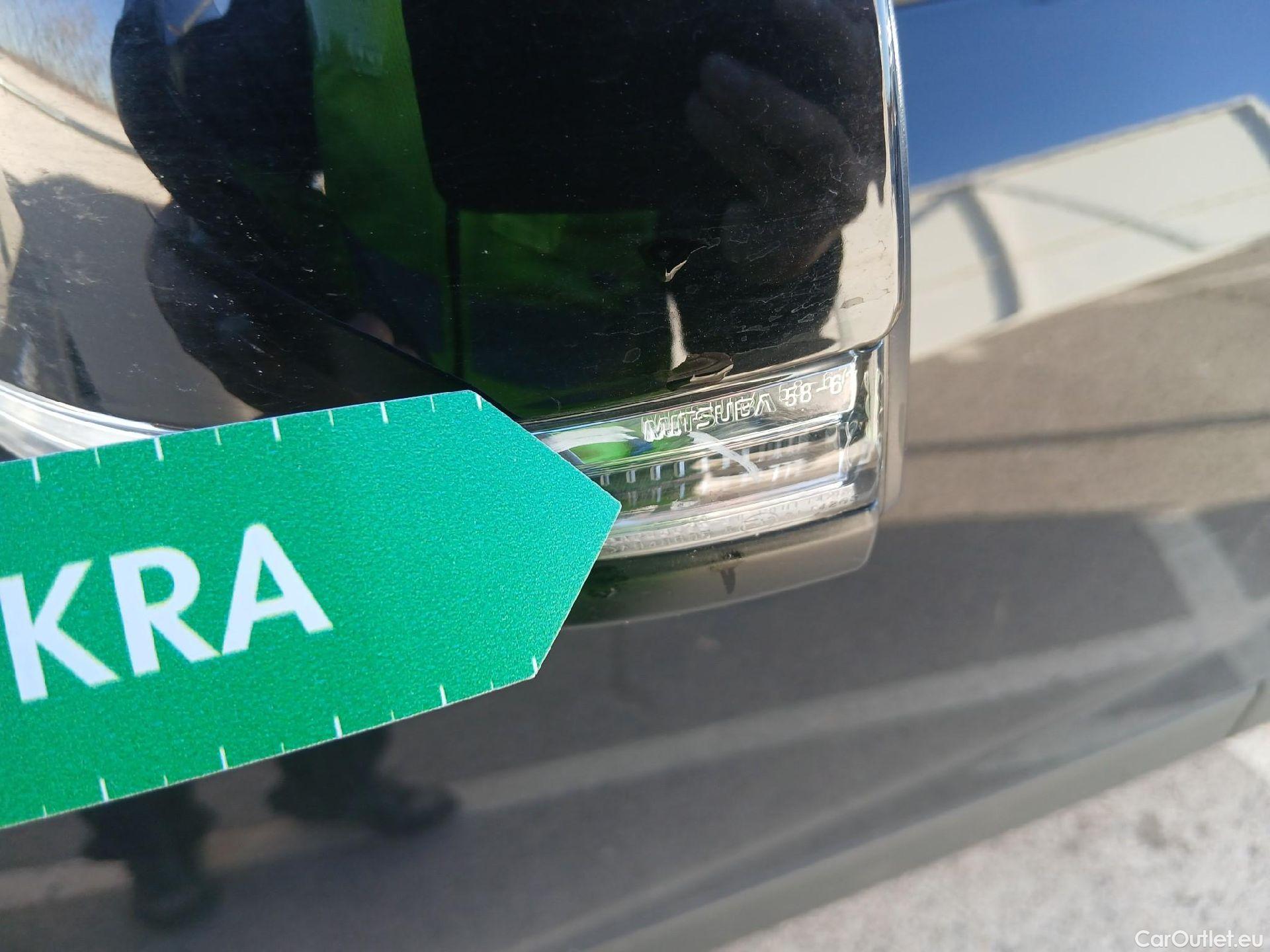  Toyota  RAV4 TOYOTA  / 2018 / 5P / todoterreno 2.5l 220H Advance #22