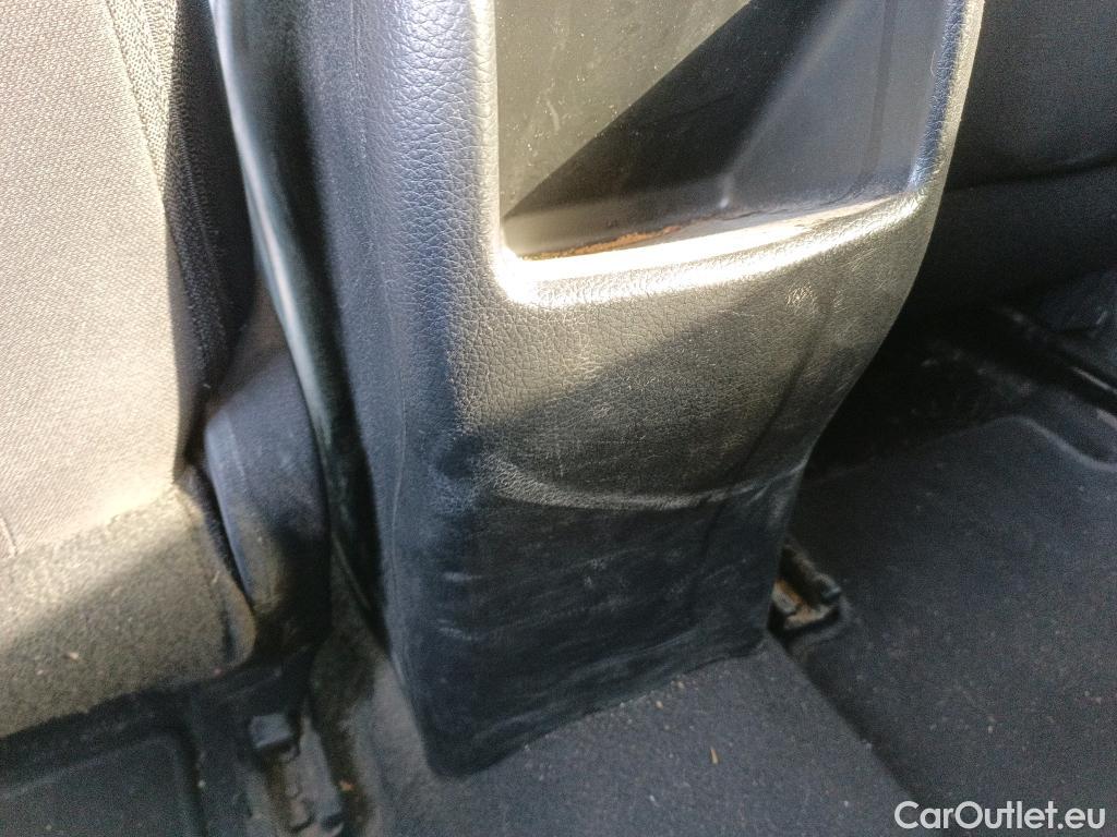  Nissan  Qashqai NISSAN  / 2017 / 5P / dCi 85 kW (115 CV) ACENTA #19