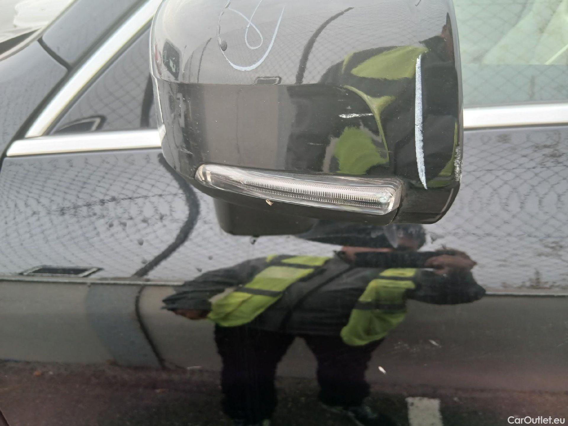  Volvo  XC60 VOLVO  / 2017 / 5P / todoterreno 2.0 T8 AWD Inscription Auto #19