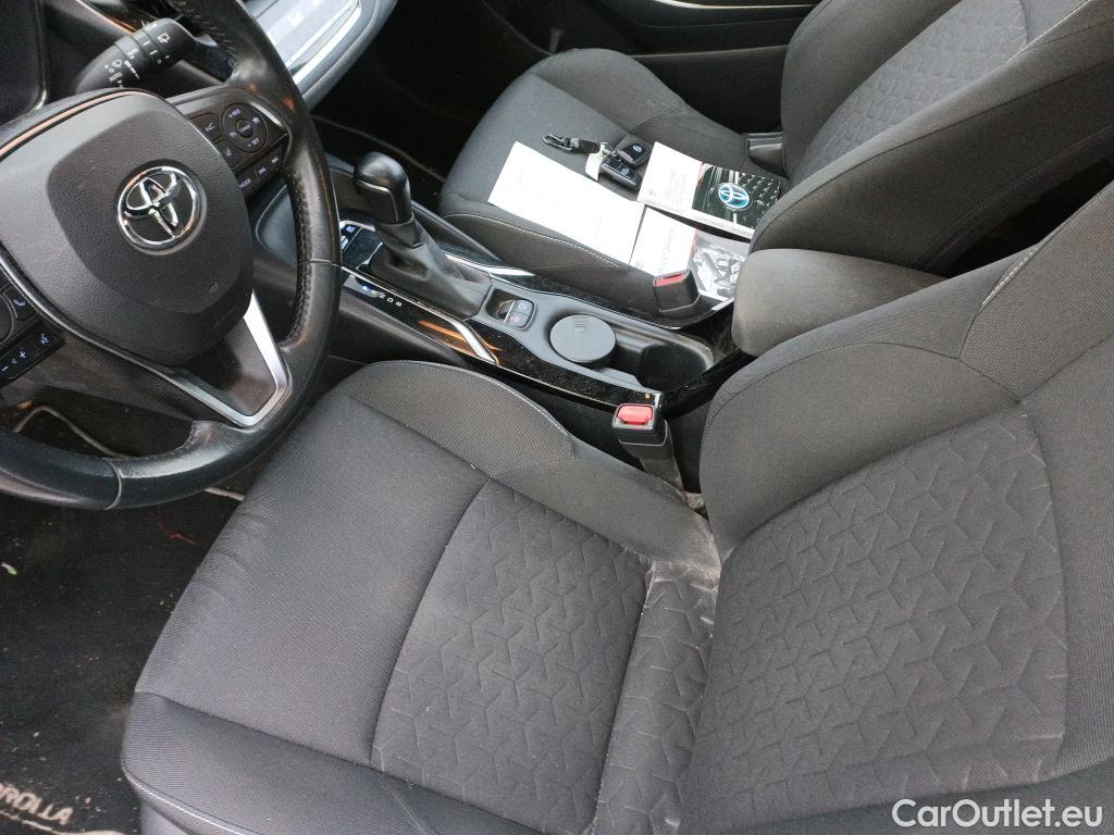  Toyota  Corolla TOYOTA  / 2019 / 5P / familiar 1.8 125H ACTIVE TECH E-CVT TOU SPORT #8