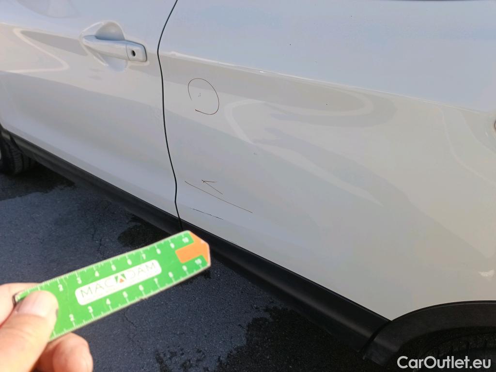  Nissan  Qashqai NISSAN  / 2017 / 5P / dCi 85 kW (115 CV) ACENTA #23