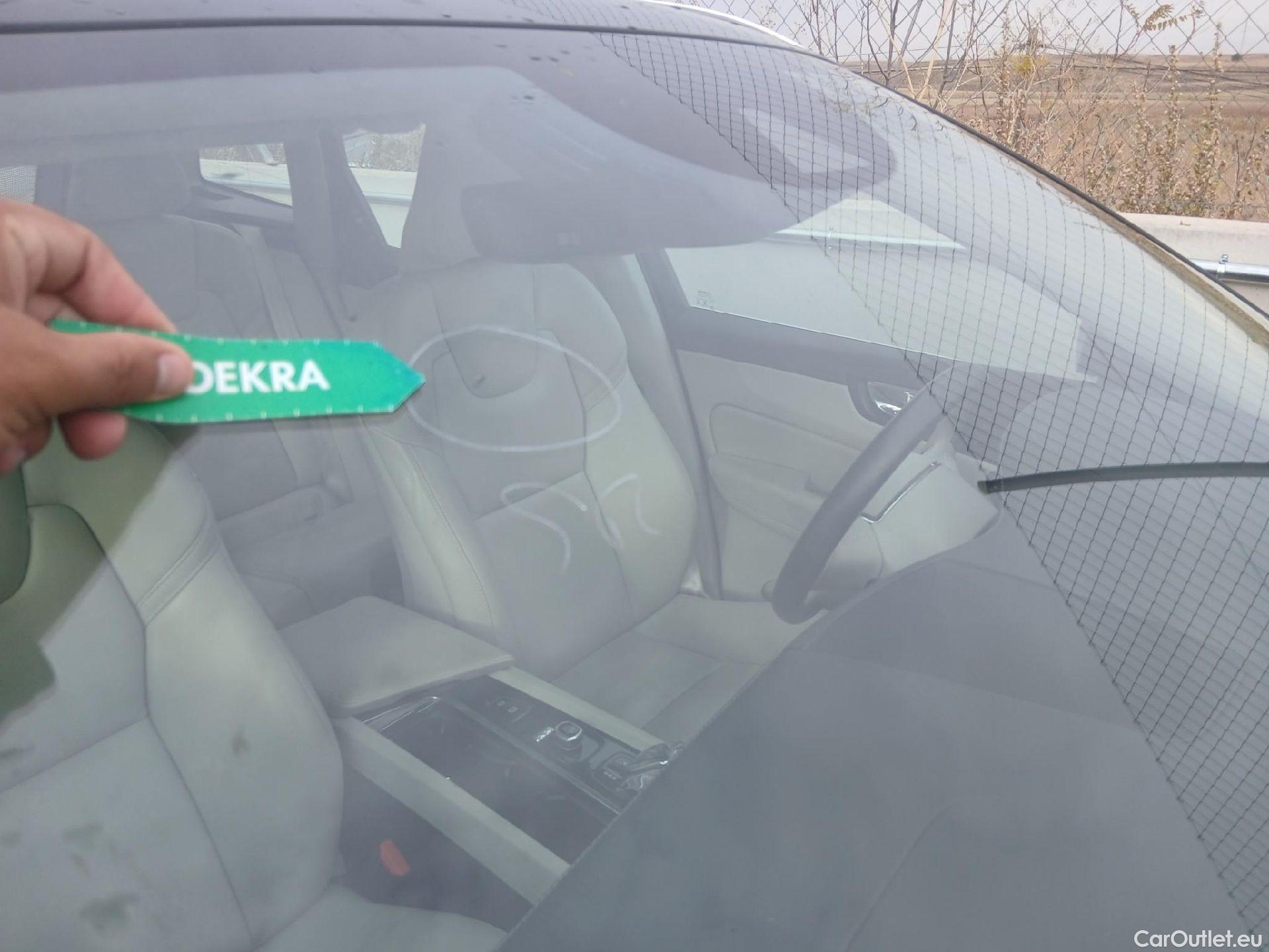  Volvo  XC60 VOLVO  / 2017 / 5P / todoterreno 2.0 T8 AWD Inscription Auto #11