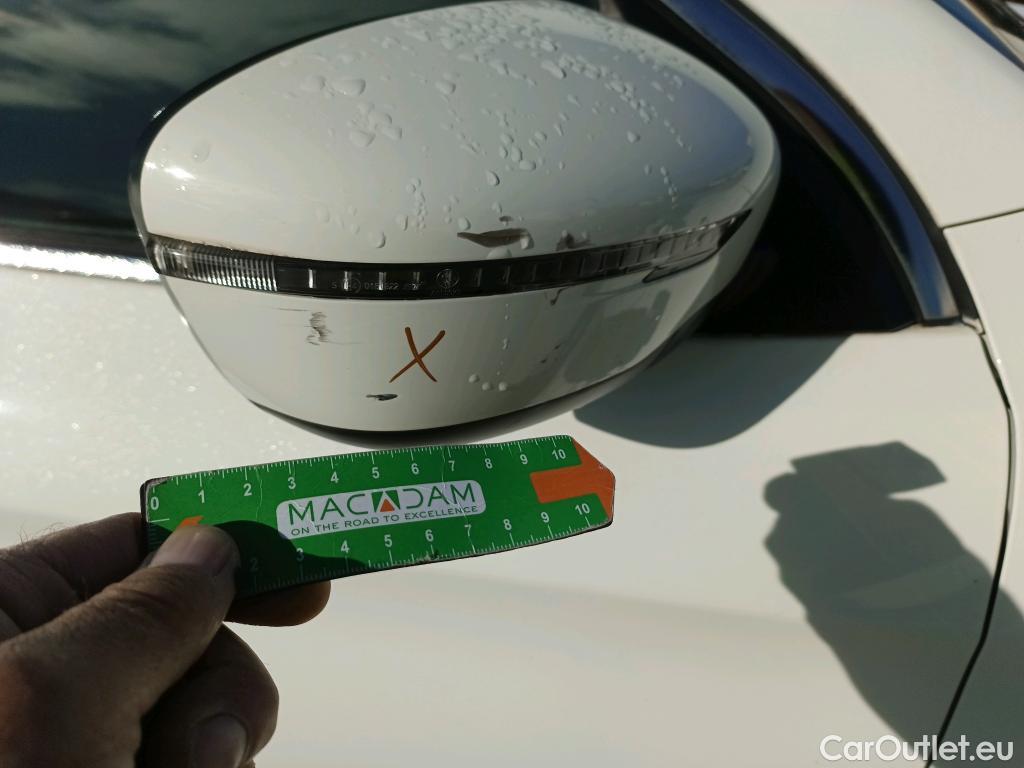  Nissan  Qashqai NISSAN  / 2017 / 5P / dCi 85 kW (115 CV) ACENTA #40