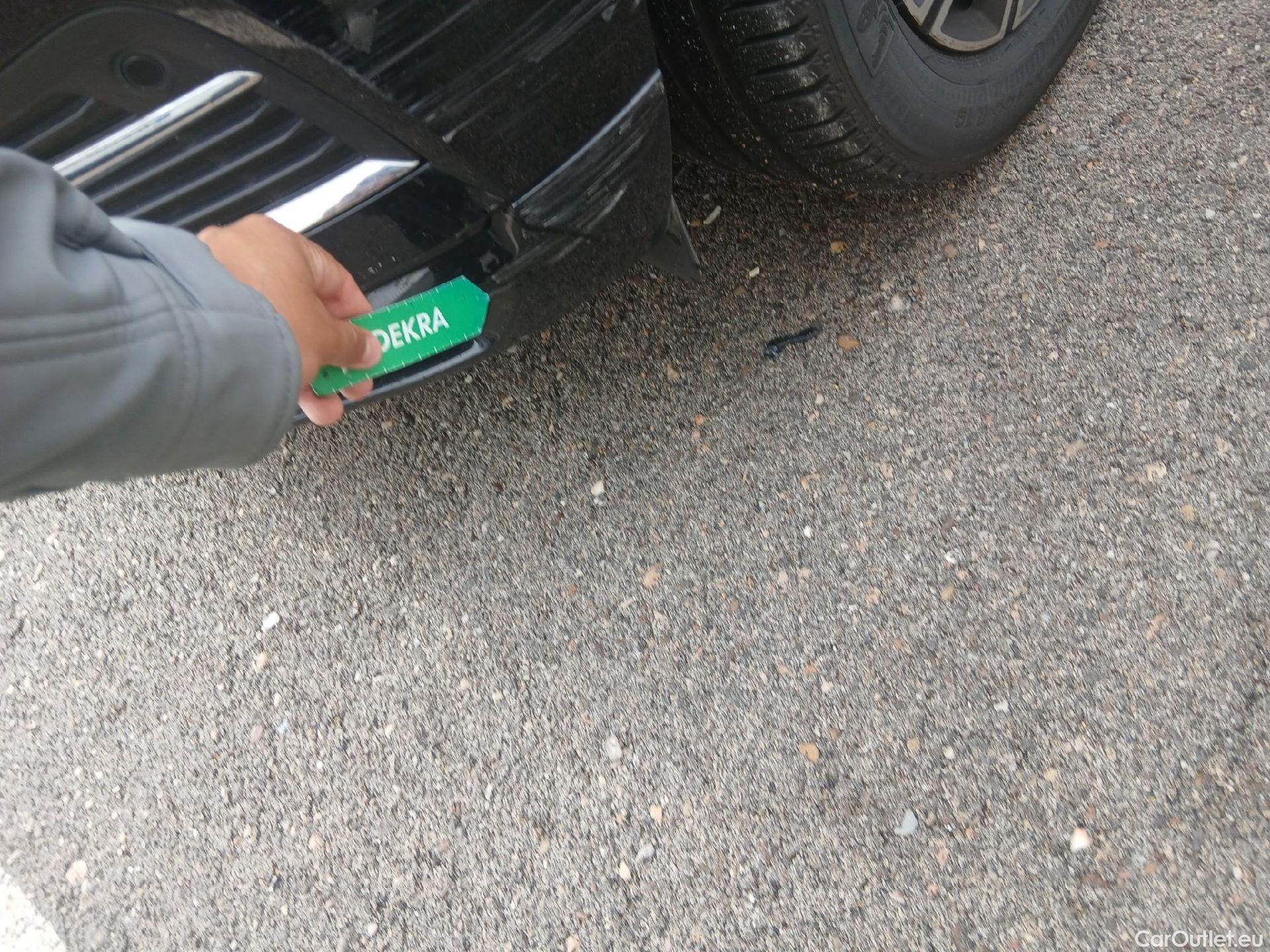  Volvo  XC60 VOLVO  / 2017 / 5P / todoterreno 2.0 T8 AWD Inscription Auto #9