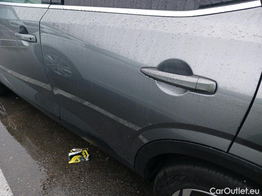  Nissan  Qashqai NISSAN  / 2021 / 5P / todoterreno DIG-T 116kW mHEV Xtronic Premiere Edit.(SL) #3