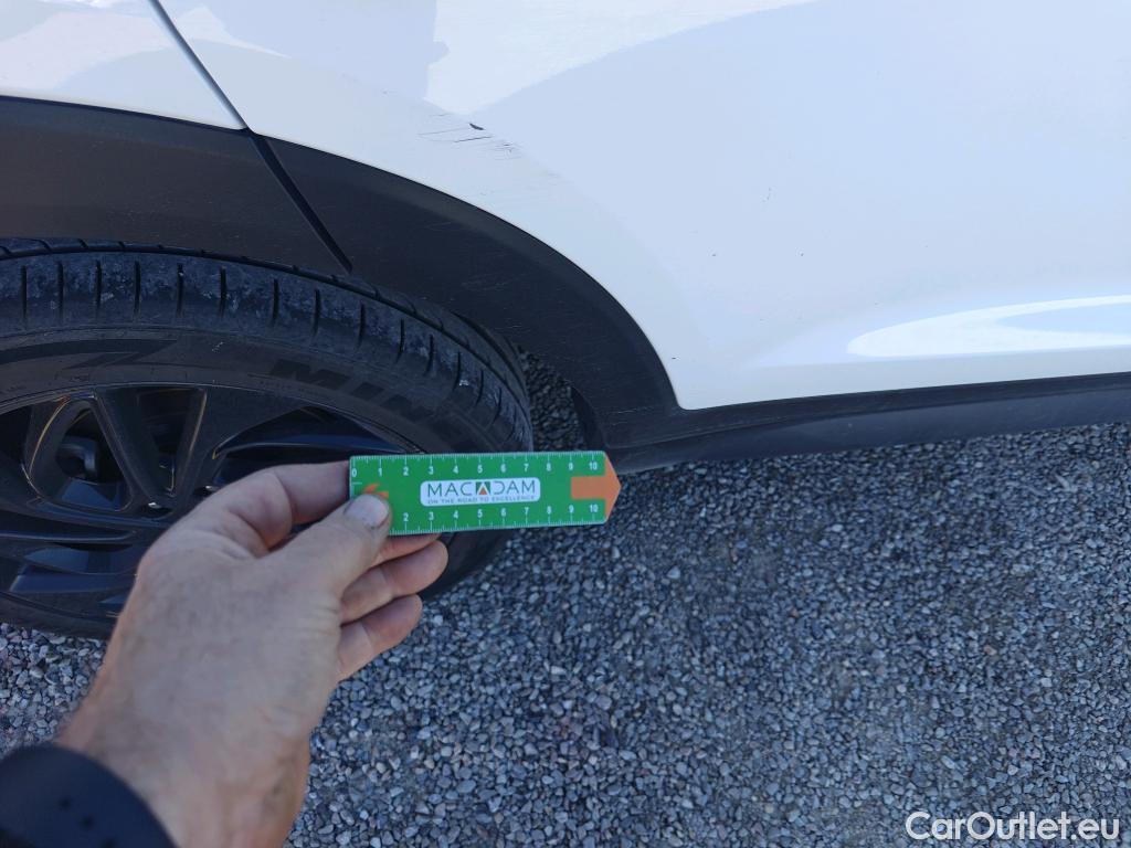  Hyundai  Tucson HYUNDAI  / 2018 / 5P / todoterreno 1.6CRDI 100kW (136CV) 48V N-Line DCT 4X2 #19