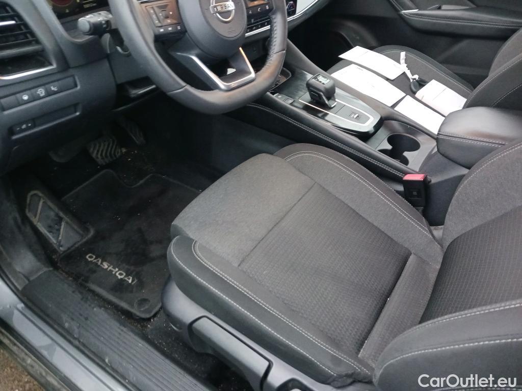  Nissan  Qashqai NISSAN  / 2021 / 5P / todoterreno DIG-T 116kW mHEV Xtronic Premiere Edit.(SL) #19