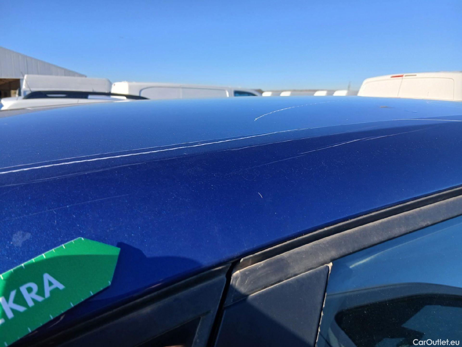  Renault  Captur RENAULT  / 2020 / 5P / todoterreno Intens TCe 90 #34