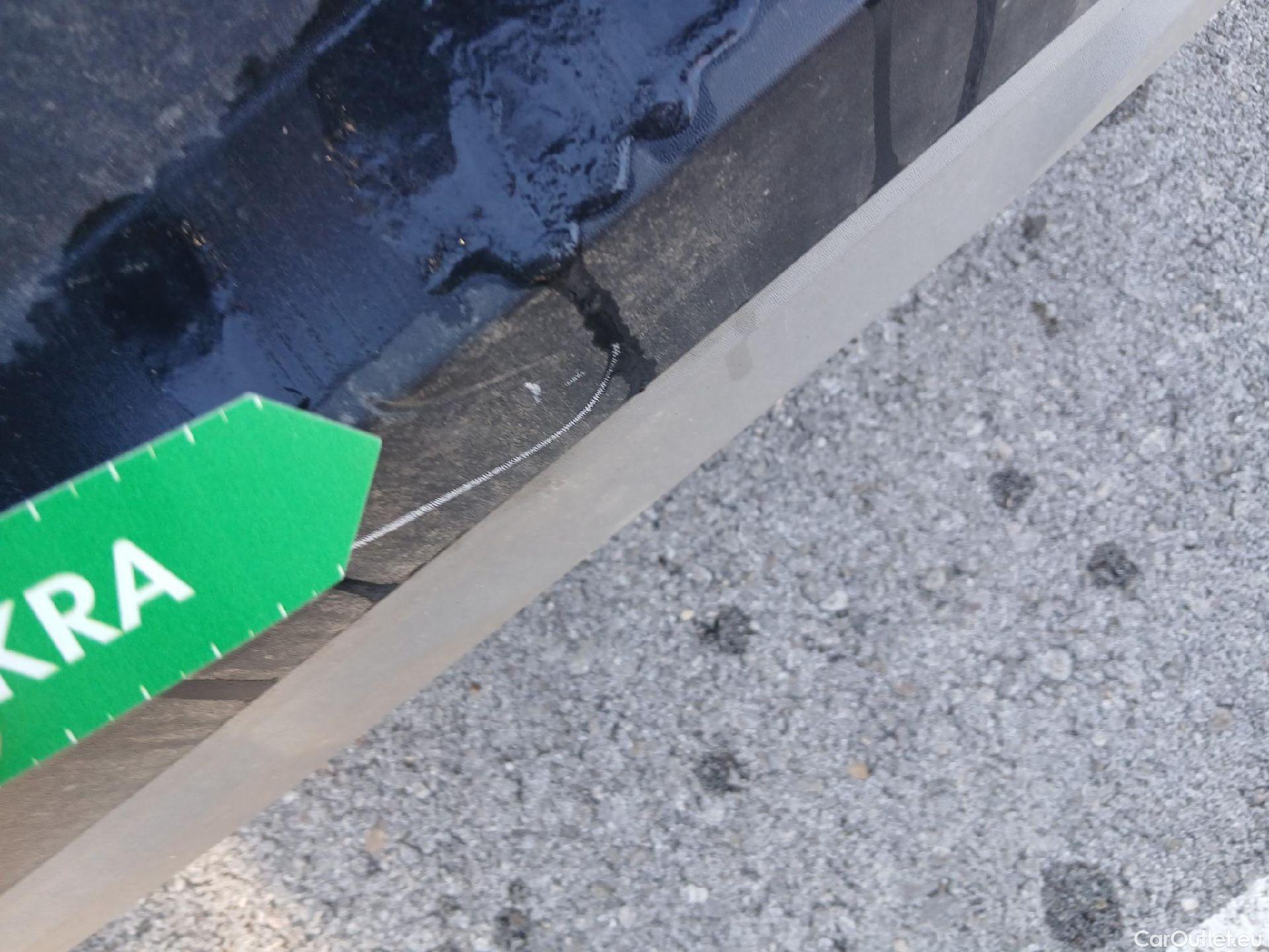  Renault  Captur RENAULT  / 2020 / 5P / todoterreno Intens TCe 90 #21