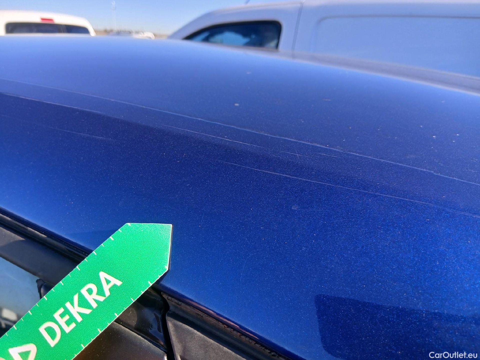  Renault  Captur RENAULT  / 2020 / 5P / todoterreno Intens TCe 90 #36