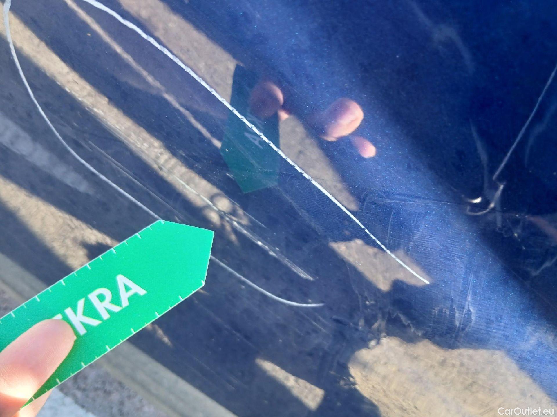  Renault  Captur RENAULT  / 2020 / 5P / todoterreno Intens TCe 90 #16