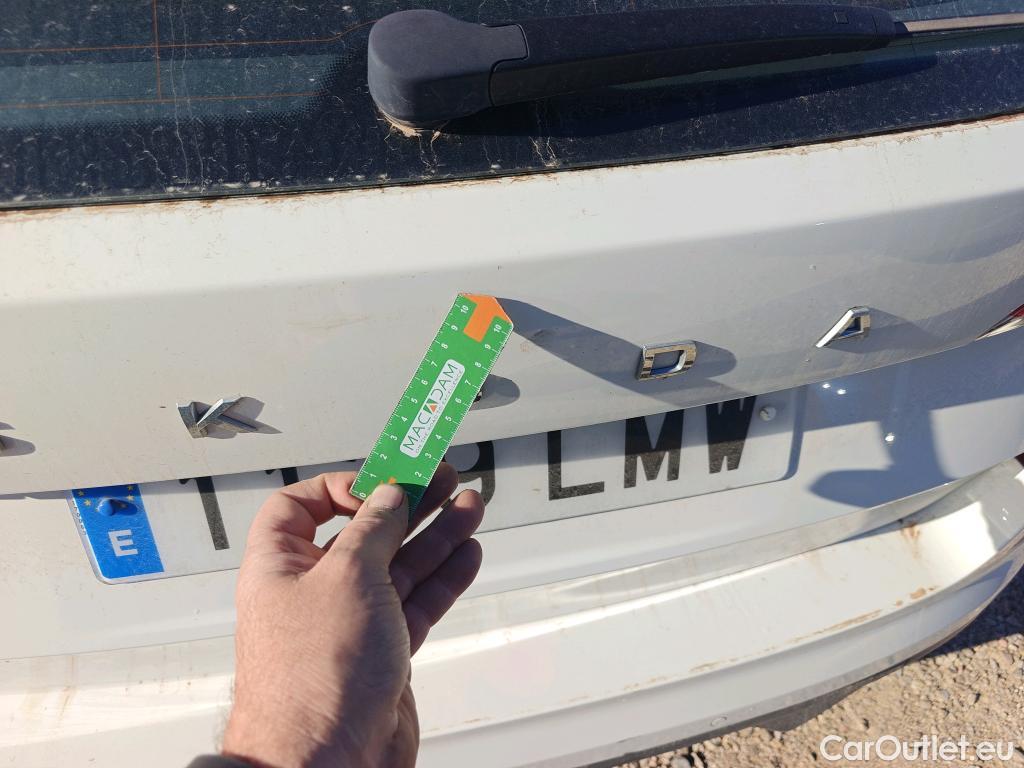  Skoda  KAMIQ SKODA  1.0 TSI 81kW (110CV) DSG Ambition #14