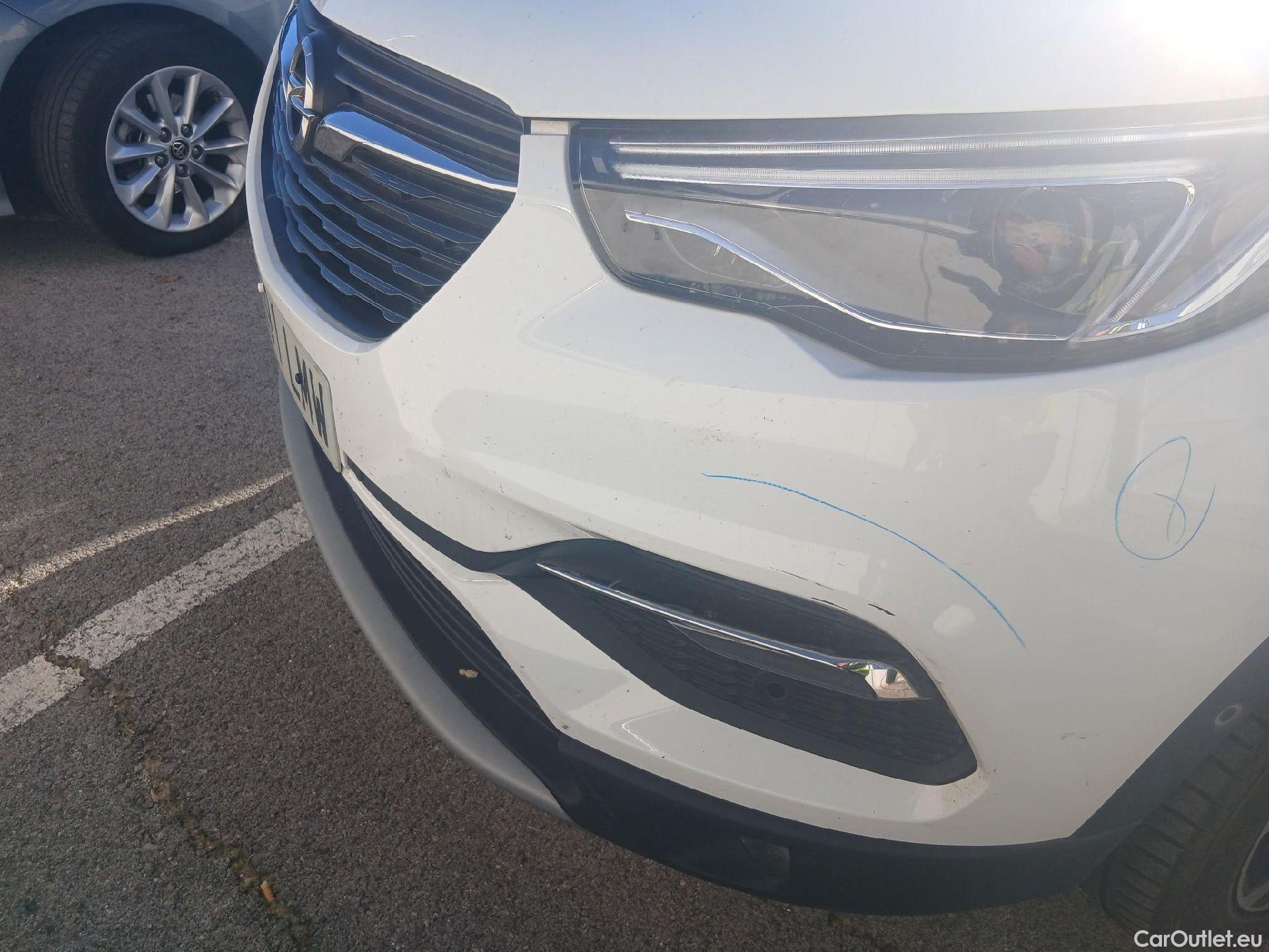  Opel   Grandland X OPEL PHEV / 2017 / 5P / todoterreno 1.6 Turbo Ultimate Auto 4x2 #7