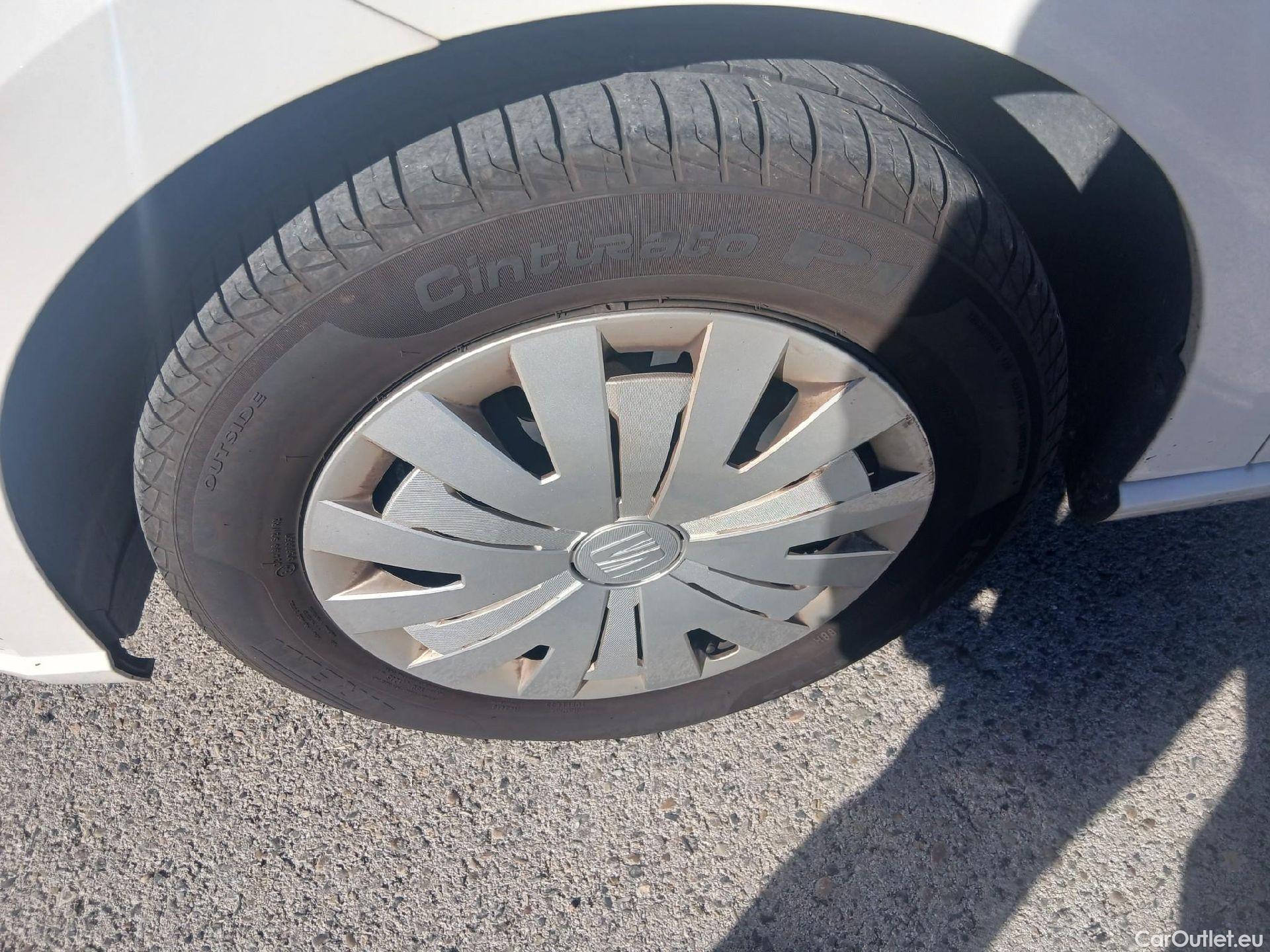  Seat  Ibiza SEAT  / 2017 / 5P / berlina con portón 1.0 MPI 59kW (80CV) Reference Plus(SP) #9