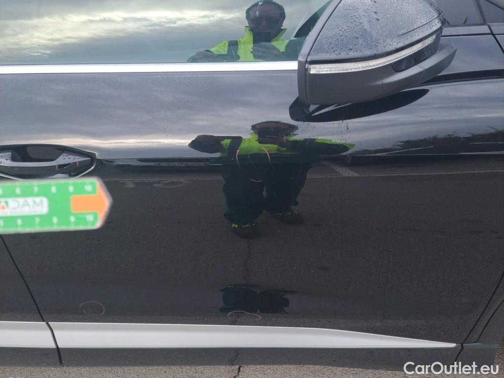  Audi  Q4 E-Tron AUDI  / 2021 / 5P / todoterreno S line 40 e-tron 150kW 82kWh #22