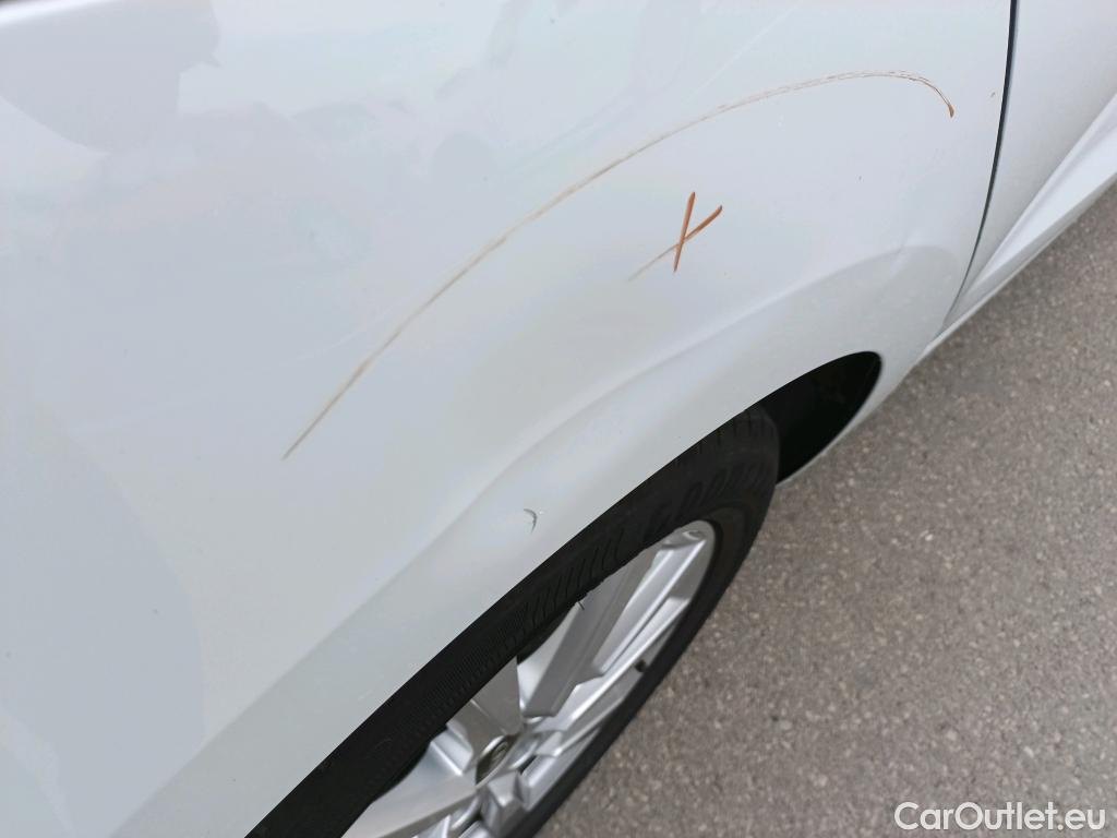  Audi  A1 Sportback AUDI A1 / 2018 / 5P / berlina con portón Sportback 25 TFSI 70kW (95CV) #2