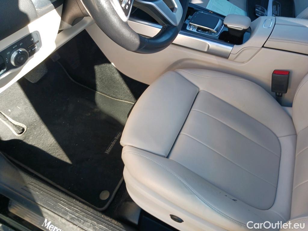  Mercedes  GLB MERCEDES-BENZ  / 2019 / 5P / todoterreno 2.0  200 D DCT 110KW (150CV) #40