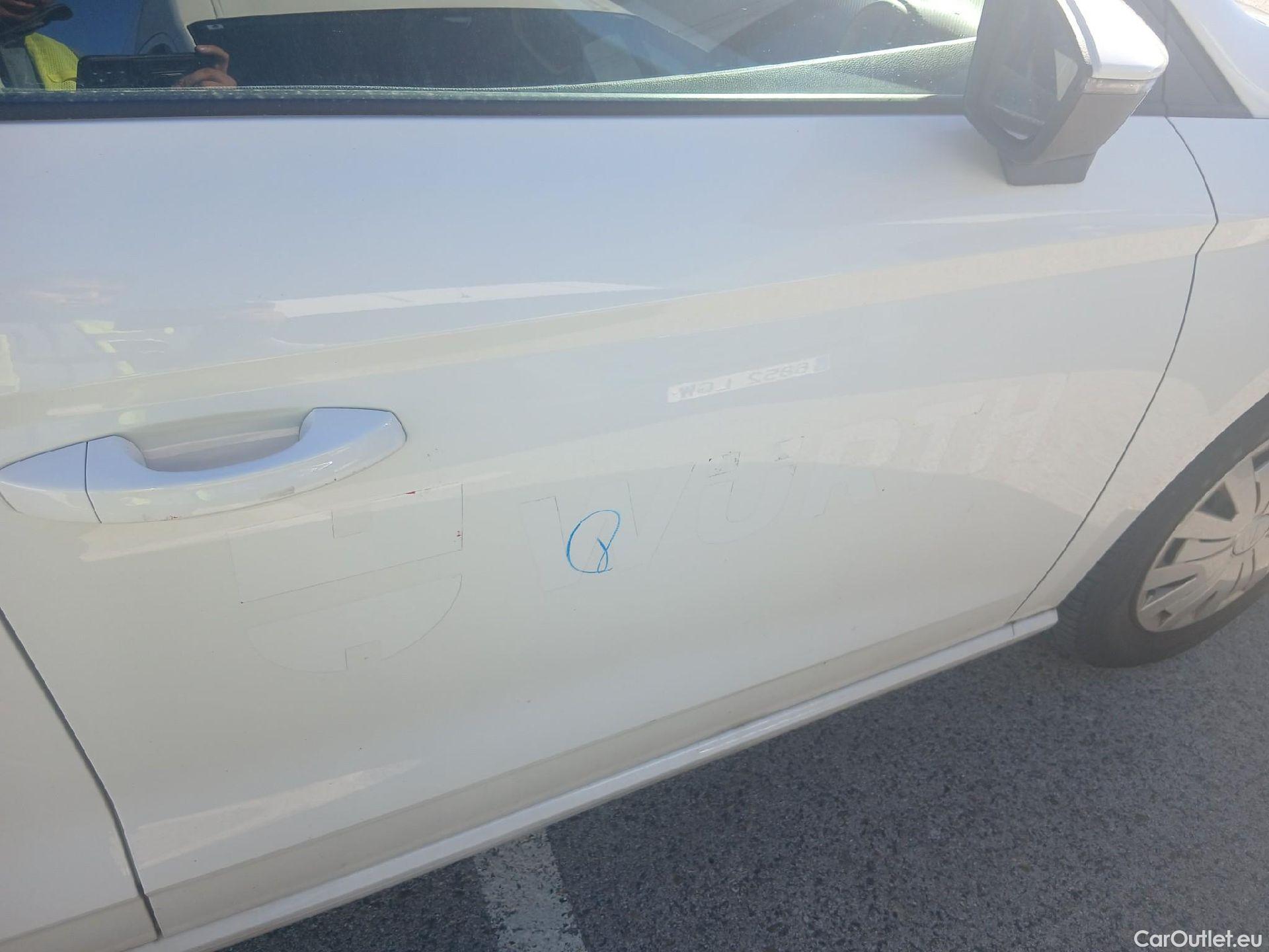  Seat  Ibiza SEAT  / 2017 / 5P / berlina con portón 1.0 MPI 59kW (80CV) Reference Plus(SP) #20