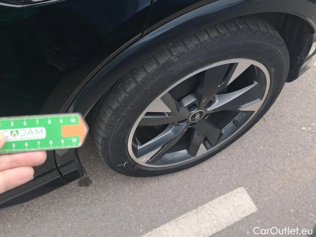  Audi  Q4 E-Tron AUDI  / 2021 / 5P / todoterreno S line 40 e-tron 150kW 82kWh #3