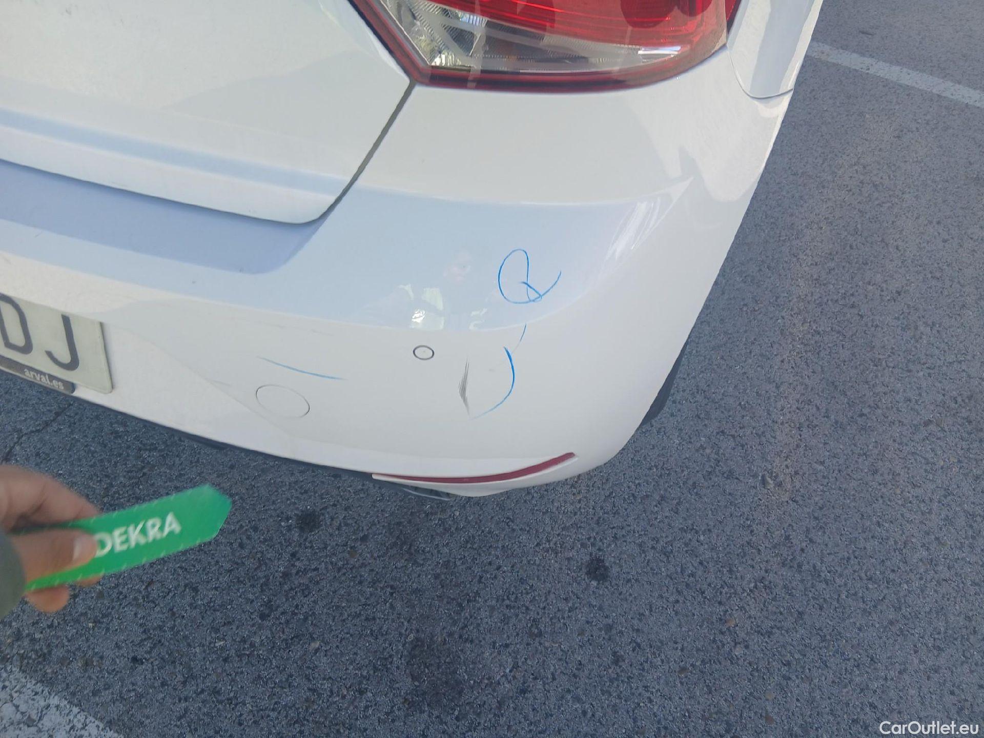  Seat  Ibiza SEAT  / 2017 / 5P / berlina con portón 1.0 MPI 59kW (80CV) Reference Plus(SP) #14