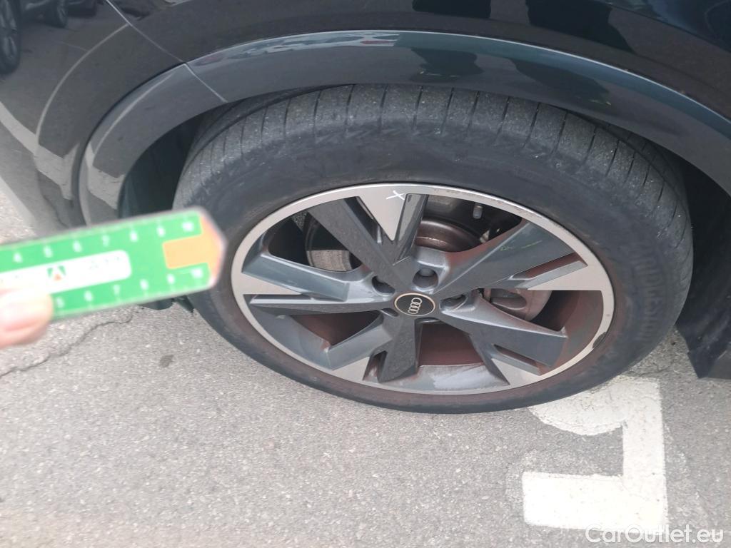  Audi  Q4 E-Tron AUDI  / 2021 / 5P / todoterreno S line 40 e-tron 150kW 82kWh #7