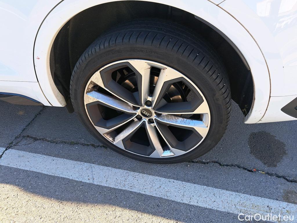  Audi  Q5 AUDI  SPORTBACK / 2020 / 5P / todoterreno Black line 40 TDI 150kW quattro-ultra #23