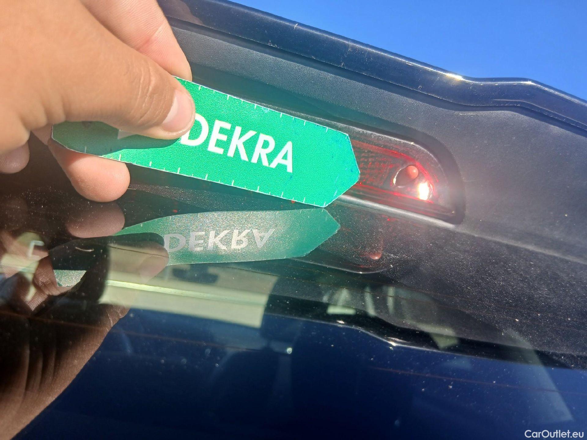  Opel   Grandland X OPEL PHEV / 2017 / 5P / todoterreno 1.6 Turbo Ultimate Auto 4x2 #25