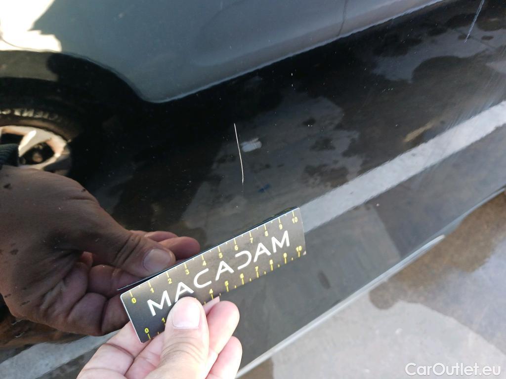  Mercedes  GLB MERCEDES-BENZ  / 2019 / 5P / todoterreno 2.0  200 D DCT 110KW (150CV) #14